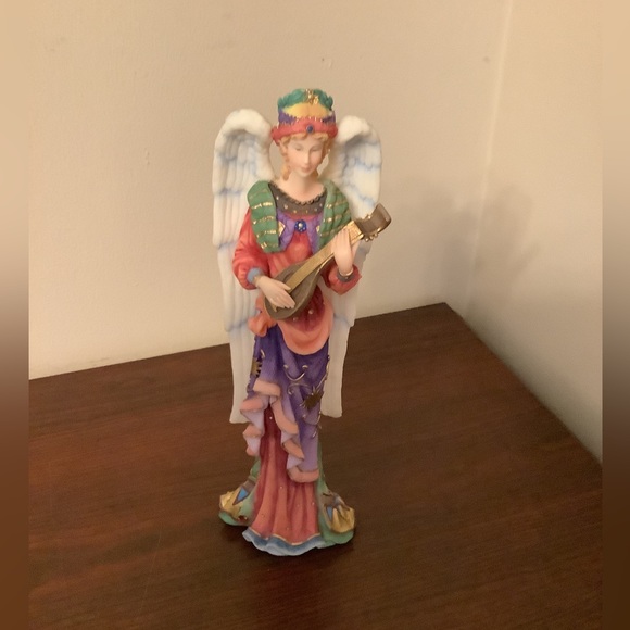 Lenox The Angels of Life The Angel of Harmony